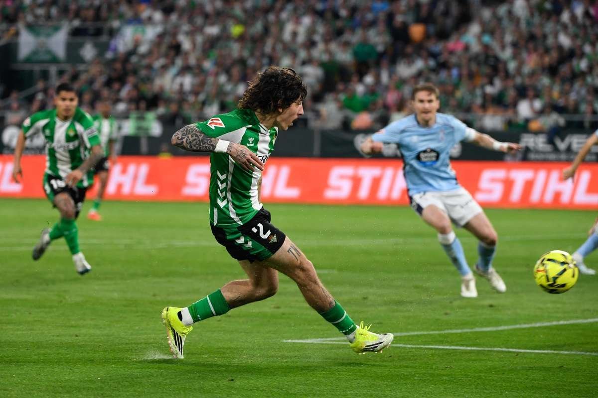 Bellerin Secures Vital Draw for Real Betis in Thrilling Encounter Against Celta Vigo