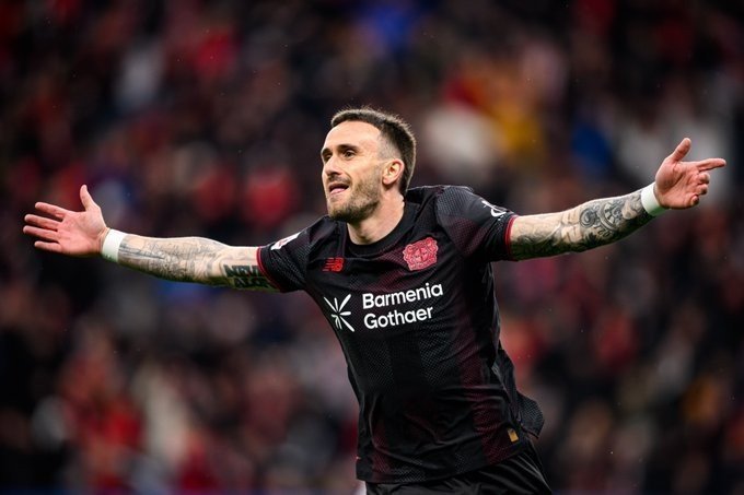 Bayer Leverkusen Edges Bayern Munich 1