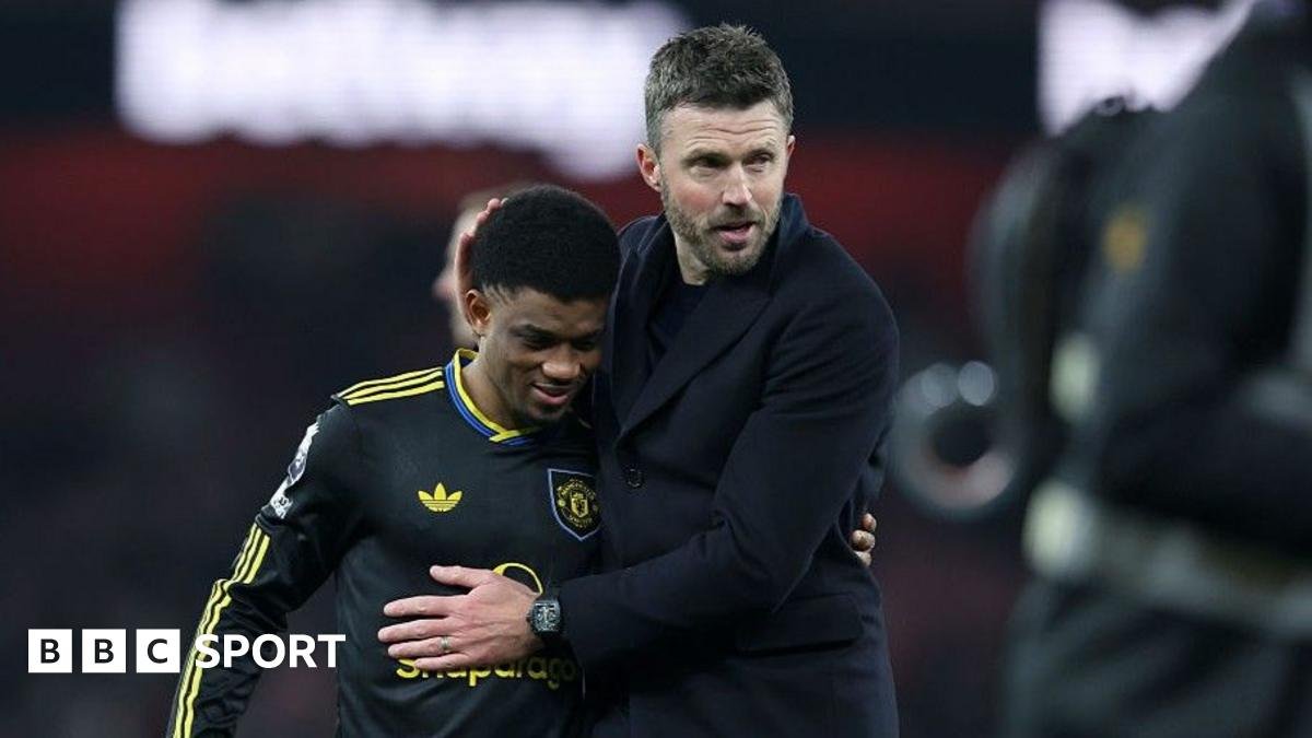 Michael Carrick backed for Man Utd job by winger Amad Diallo