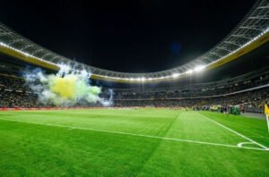 Bailey's Promise To Cape Town Residents Over PSL Cup Finals