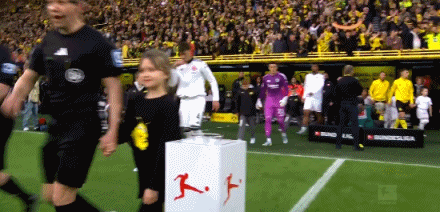 Dramatic Showdown: Dortmund Edges Past Frankfurt 3